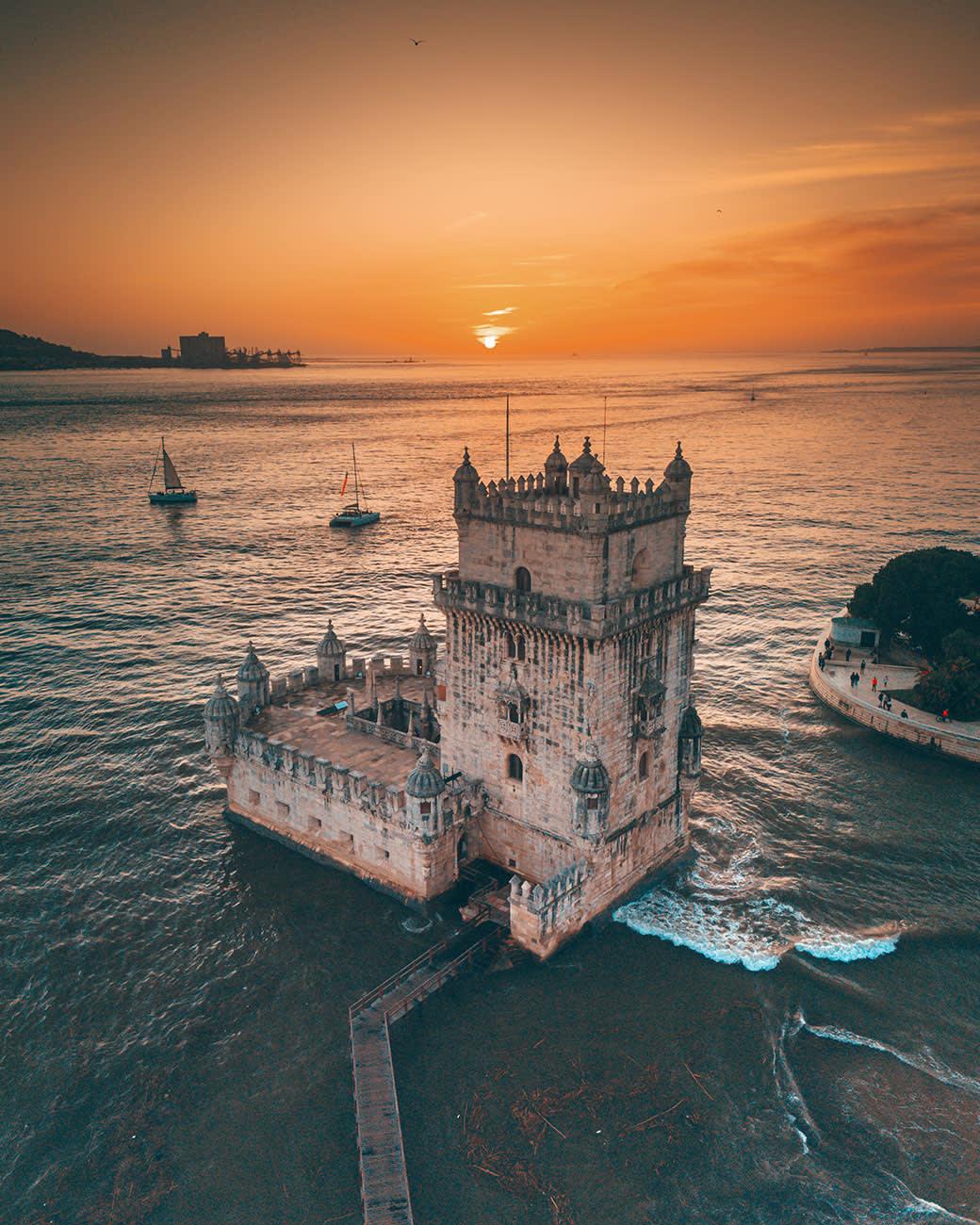 Boa ride in the tagus river